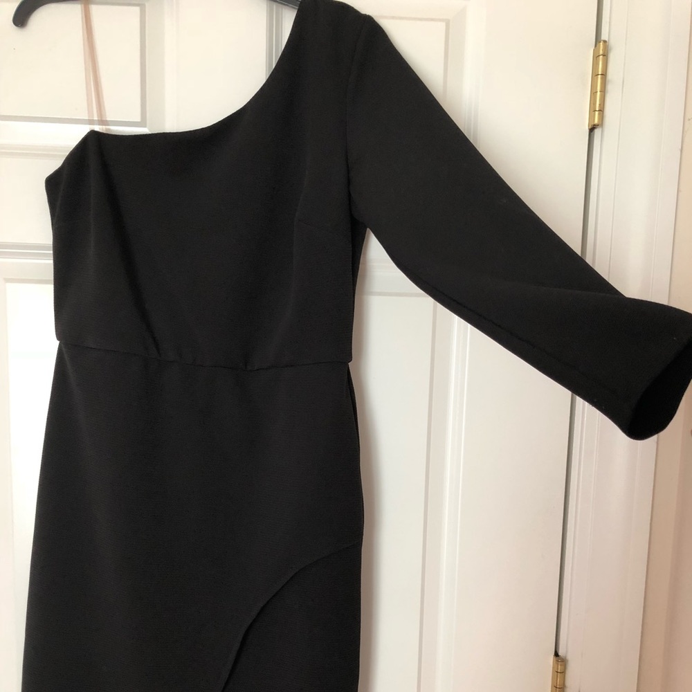 One-Shoulder Black Dress 